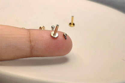 16G 316L Gold Tiny Ball Piercing1.5mm 2mm 2.5mm 3mm Piercing StudTragus Helix Cartilage Conch PiercingInternal threadFlat Back Labret